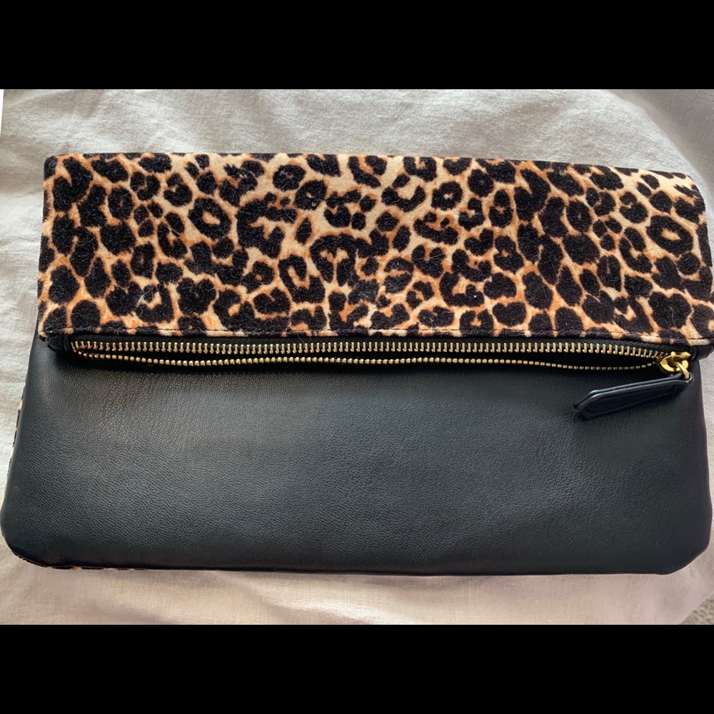 Women’s Leopard Clutch